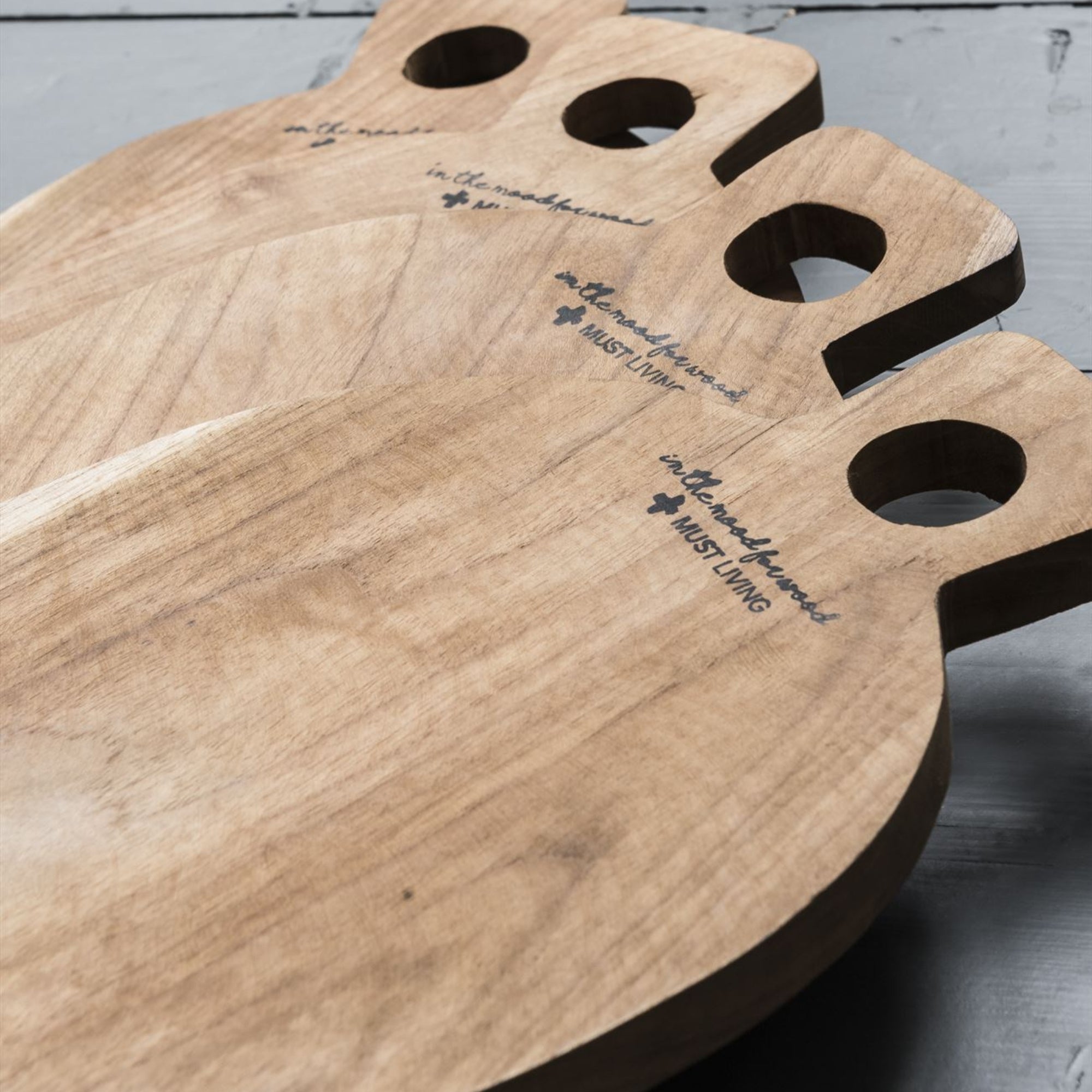 MUST Living Broodplank Delicious Small - - MUST Living - livinglovely.nl