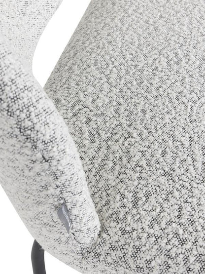Must Living Eetkamerbank Bloom Bouclé Lichtgrijs 150cm - Eetkamerbank - MUST Living - livinglovely.nl
