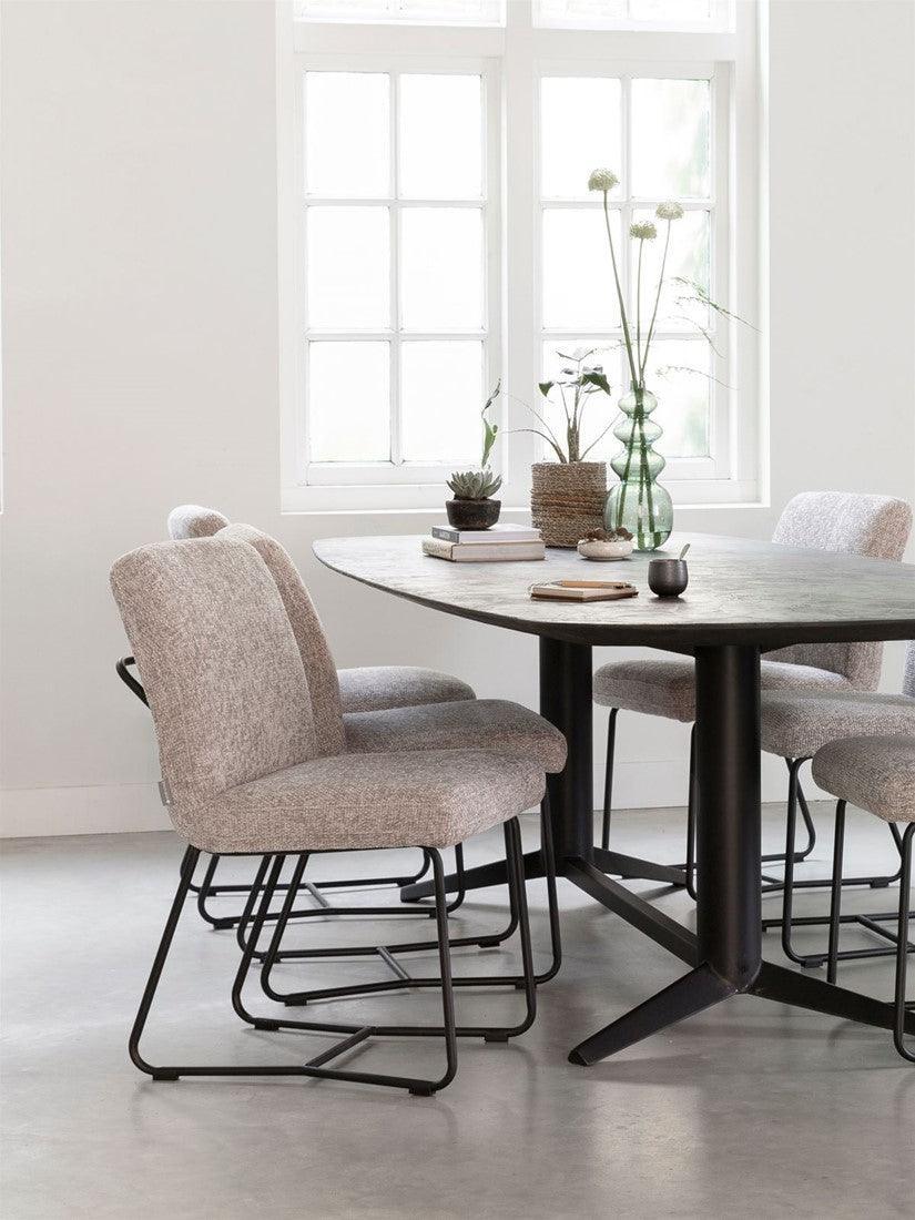Must Living Eetkamerstoel Zola Glossy Sand - Eetkamerstoel - MUST Living - livinglovely.nl