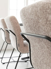 Must Living Eetkamerstoel Zola Glossy Sand - Eetkamerstoel - MUST Living - livinglovely.nl
