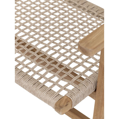 Detail van het gevlochten touw en teakhout van de William fauteuil van MUST Living