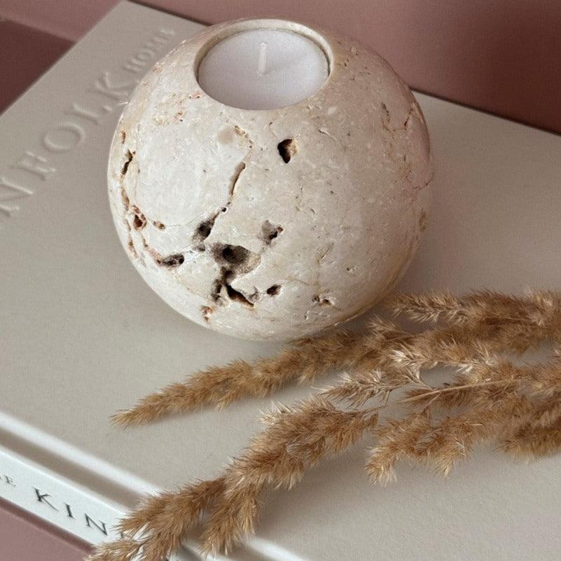 Must Living Kandelaar Cheese Stone - Theelichthouder - MUST Living - livinglovely.nl