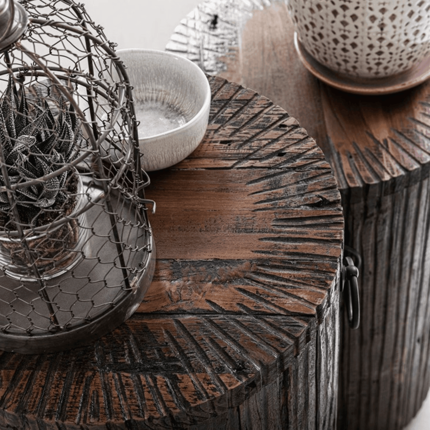 Must Living Zuil Stripe Large - Zuil - MUST Living - livinglovely.nl