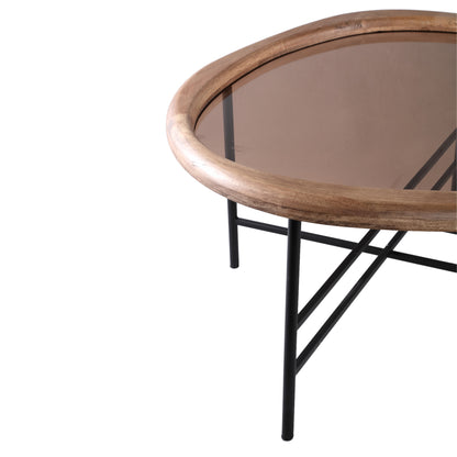Neelix Natural Rubberwood organische salontafel M van PTMD, detail van het houten blad en onderstel