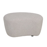 Nuvio Poef Stof Beige Organisch Hoog Opulence van PTMD, hoge poef met organische vorm in beige stof op witte achtergrond