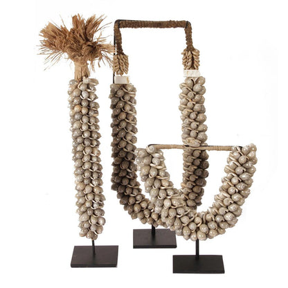 Ornament Indonesische Schelpentoren Intan Grey/Sand - Pole To Pole - Ornament - Pole To Pole - livinglovely.nl