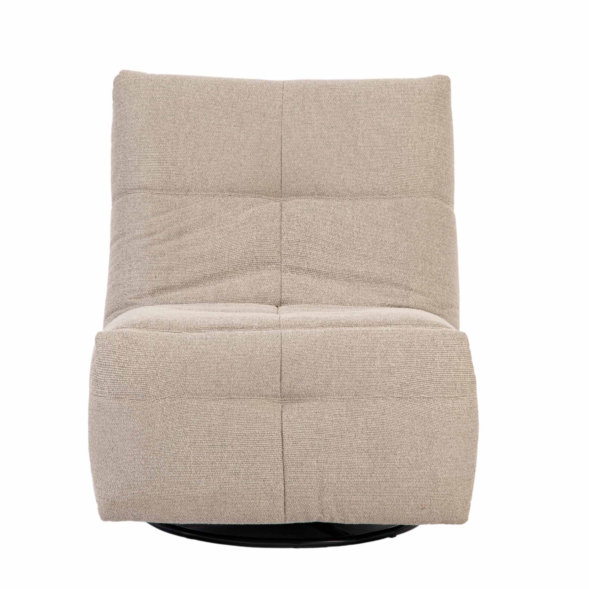 Relaxfauteuil Lazy van Starfurn in taupe, detail van de hoge rugleuning met stiksels
