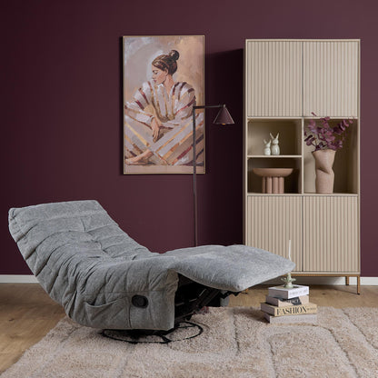 Relaxfauteuil Zen van Starfurn in grijze stof, zijaanzicht met de rugleuning gekanteld