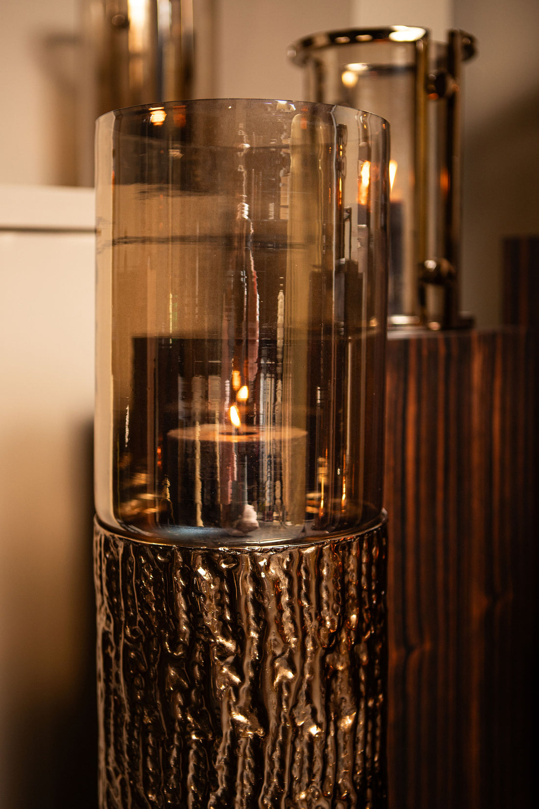 Rezy BrownGold Big Floor Stormlight Amber Luster L PTMD - Kandelaar - PTMD - livinglovely.nl