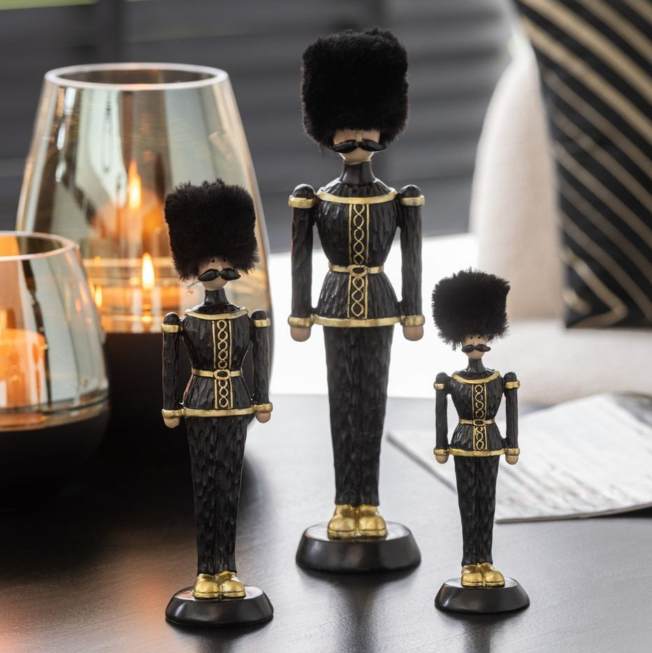 Notenkraker Bont Hoed Resin Zwart Large J-Line