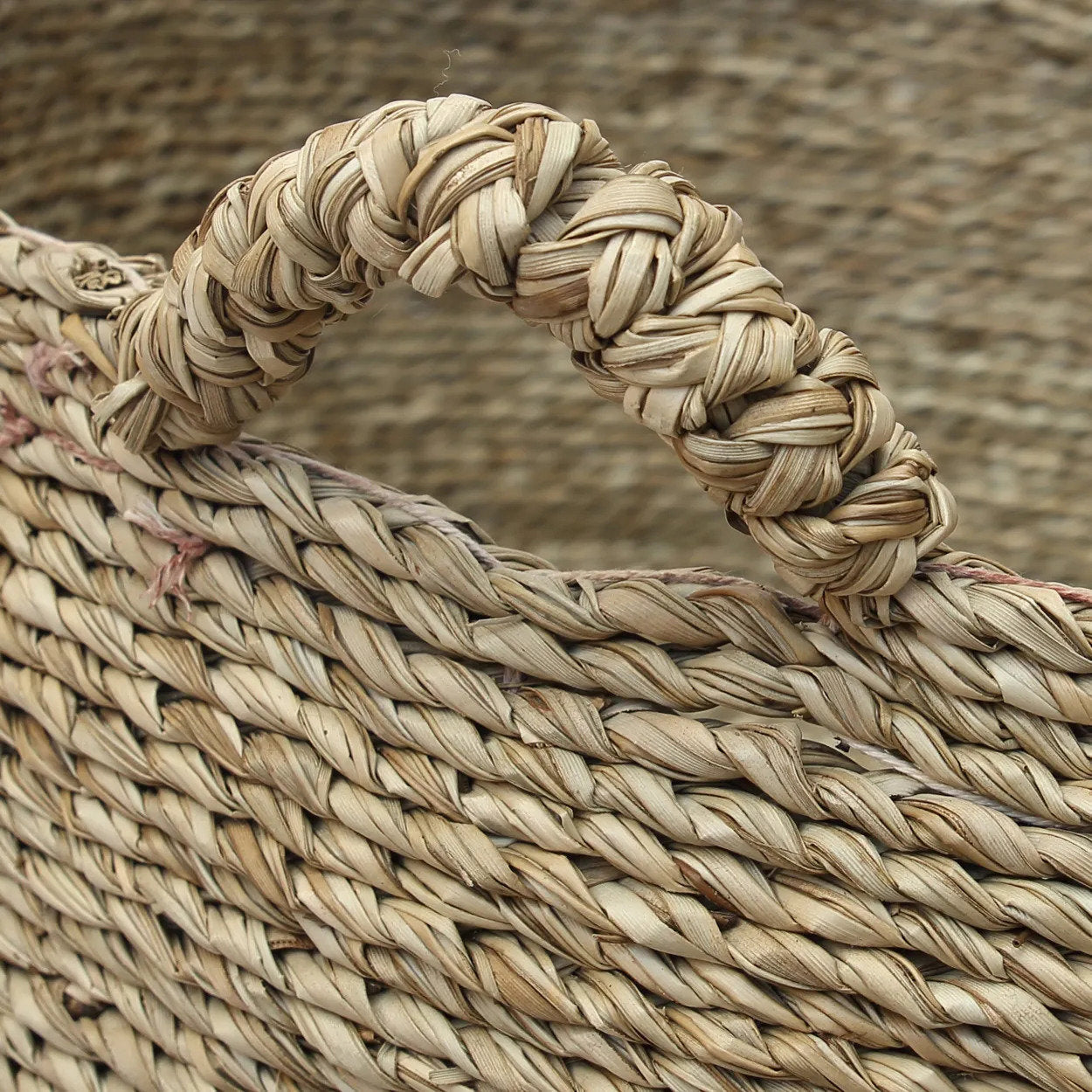 De Quatre Mains Mand Naturel Small Bazar Bizar