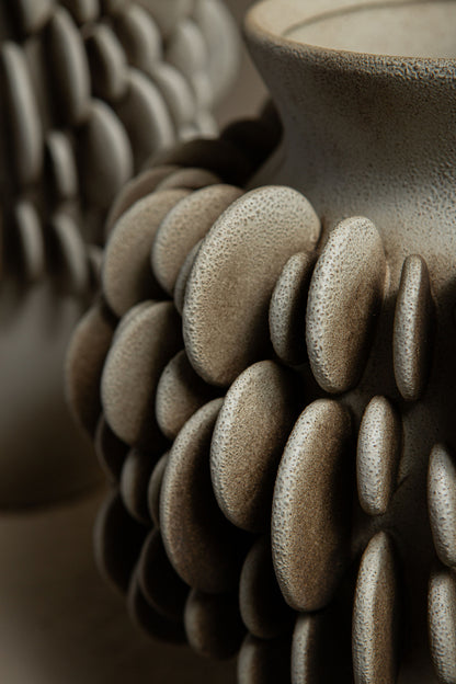 Wina Beige Ceramic Vase With Round Scales Low L PTMD