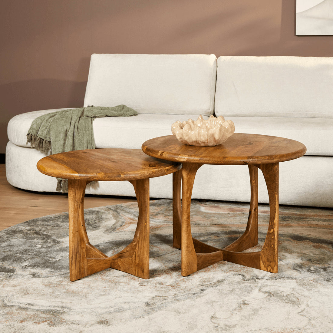 Salontafel Milou van Starfurn met rond naturel blad van mangohout, doorsnede 70cm