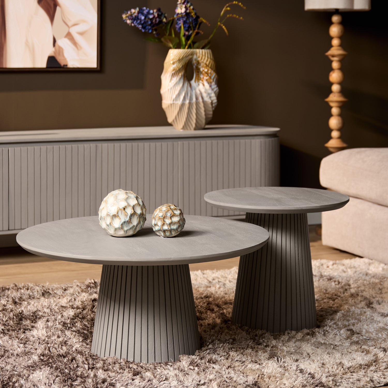 Rond mangohouten blad van de Salontafel Solana in taupe, 50 cm in doorsnee