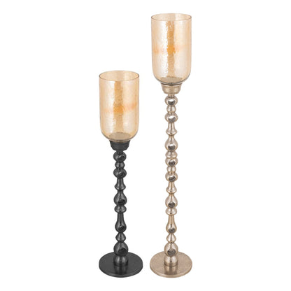 Set Van 2 Tracy Windlichten Aluminium met Glas van PTMD, beide vloerwindlichten naast elkaar op witte achtergrond