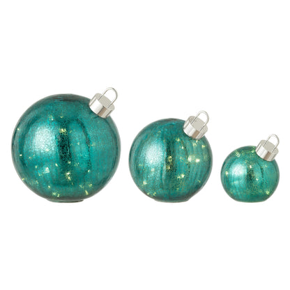 Set Van 3 Kerstballen Led Glas Turquoise van J-Line, de complete set met alle drie de kerstballen naast elkaar op witte achtergrond