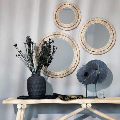 The Marble Disc on Stand - Black - L - Ornament - Bazar Bizar - livinglovely.nl