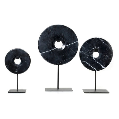 The Marble Disc on Stand - Black - L - Ornament - Bazar Bizar - livinglovely.nl