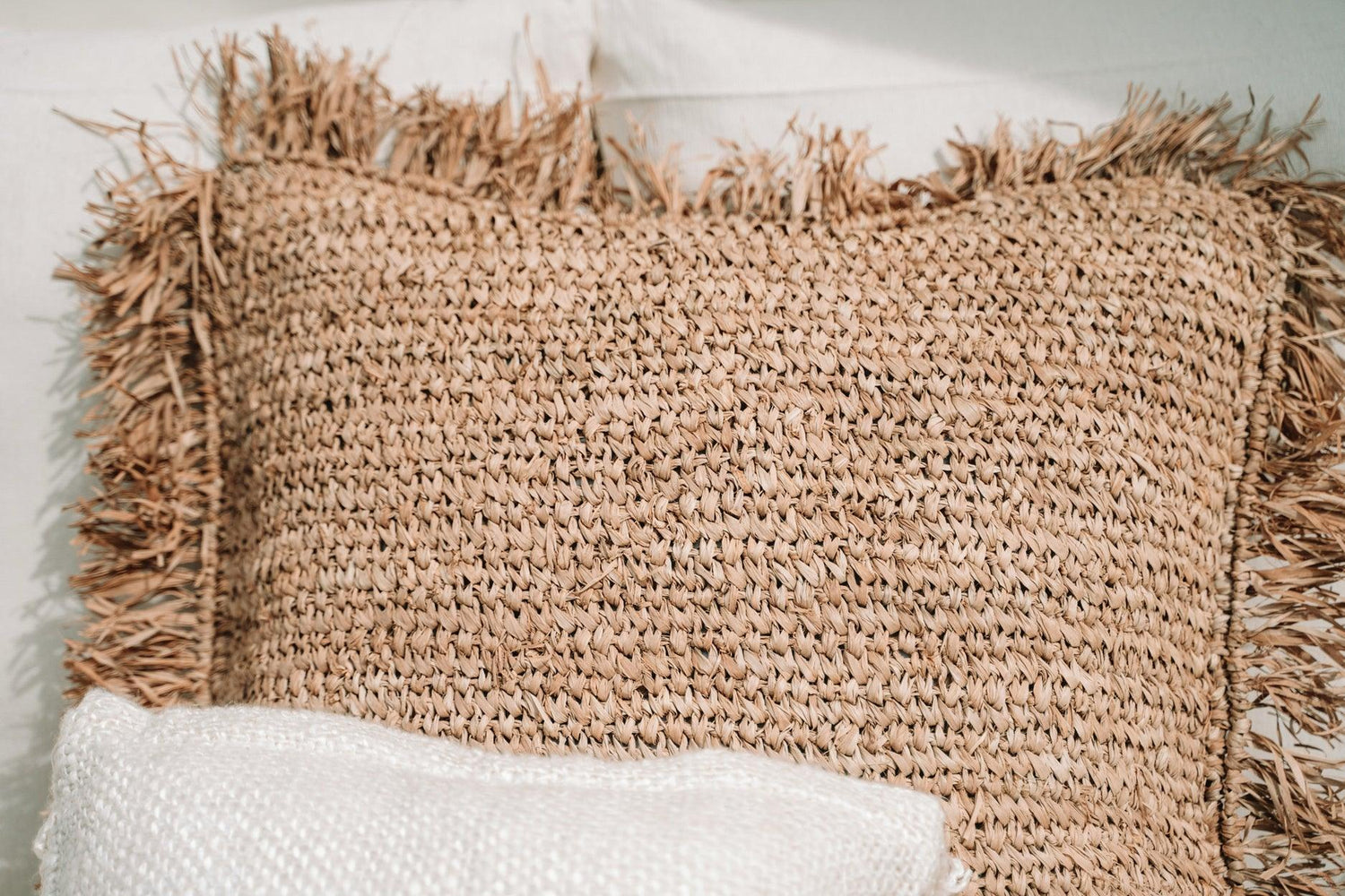 The Raffia Cushion Cover Square - Natural - 60x60 - Kussenhoes - Bazar Bizar - livinglovely.nl