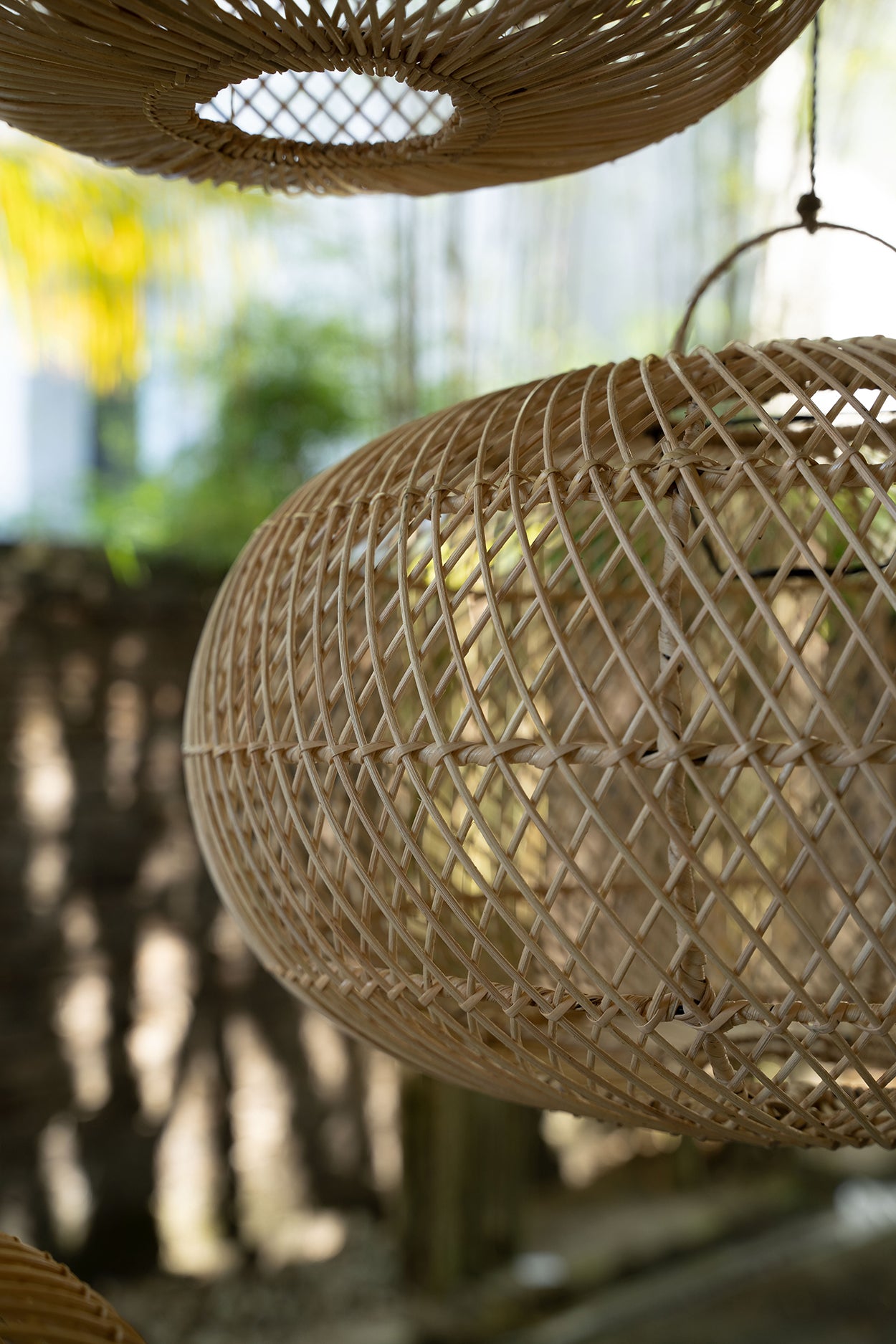 The Wholly Hanglamp - Naturel - Medium - Hanglamp - Bazar Bizar - livinglovely.nl