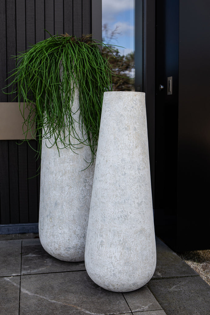 Toshiba White Round High GRC Pot S 45x45x120cm PTMD - Pot - PTMD - livinglovely.nl