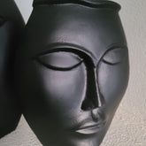 Vaas Face Mat Zwart - Vaas - Light & Living - livinglovely.nl
