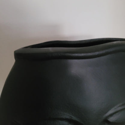 Vaas Face Mat Zwart - Vaas - Light &amp; Living - livinglovely.nl