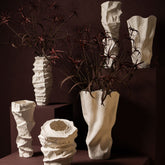 Violettee White Ceramic Wavy Vase Dot Pattern S 22x17x38cm PTMD - Vaas - PTMD - livinglovely.nl