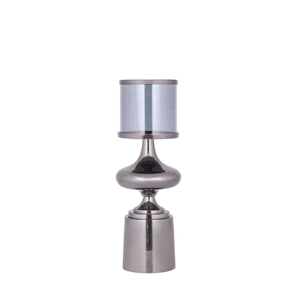 Windlicht Uvira Gunmetal Small van PTMD, aluminium met grijze gunmetal luster, op witte achtergrond